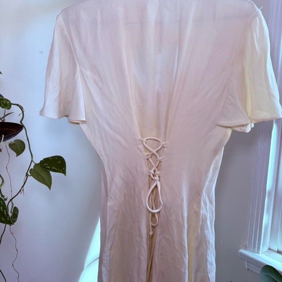 Vintage Made in USA Ivory Short Sleeve Button-Up Dress - Picture 2 of 7